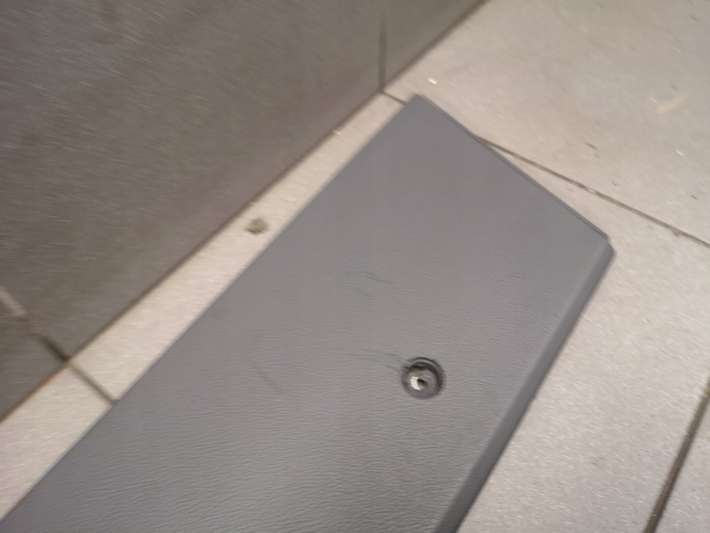 фото №6, Корпус туннель левая vw phaeton eu 3d1863303