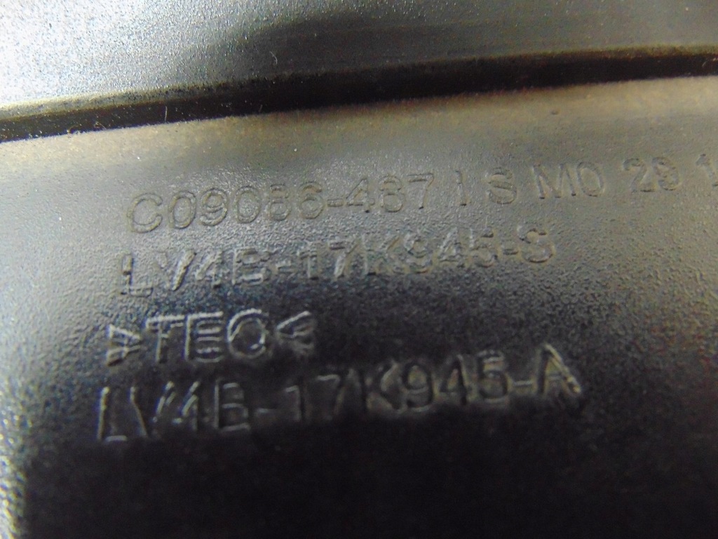 фото №14, Решітка w бампер середня перед ford kuga mk3 lv4b-17k945-s