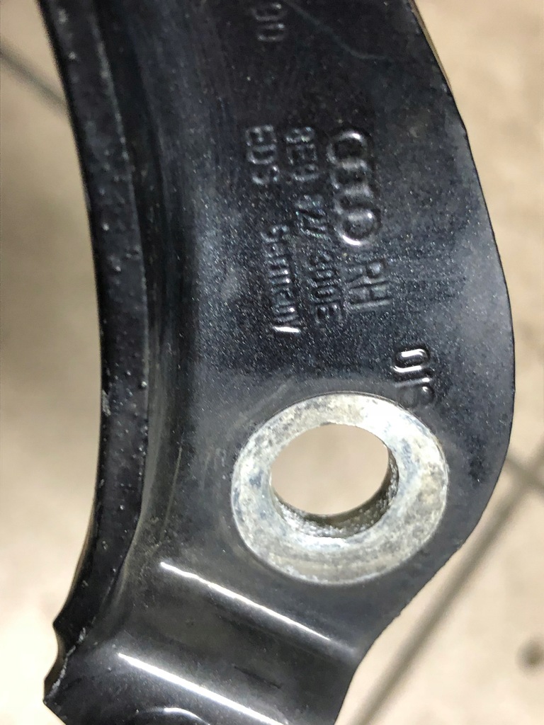 фото №7, Петли крышки комплект audi a4 b6 kombi 8e9827299e