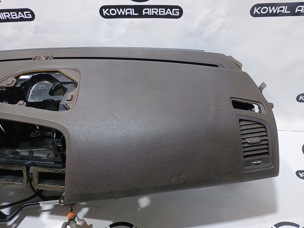 фото №7, Volvo xc60 xc 60 i приборная панель консоль подушка безопасности подушки безопасности ремни оригинал демонтаж