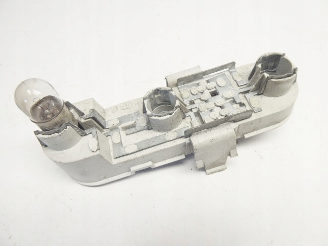 фото №1, Volvo s40 i 95r- вкладыш лампы zew. задняя 29262002