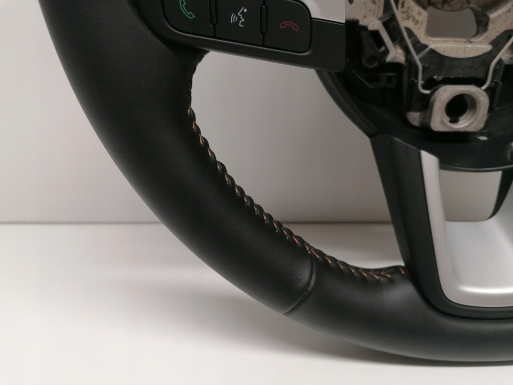 фото №4, Jeep compass ii воздуховод кожаный оригинал 16-20