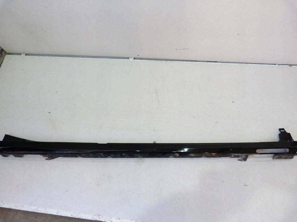 фото №1, Bmw ix i20 sport молдинг порог правая ładna