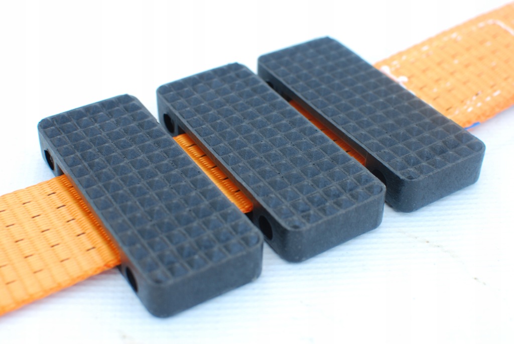 Ремни транспортный 3 крюки dwupalczaste узкие красные с колодка 4t/3m/50 z2 с Разборки