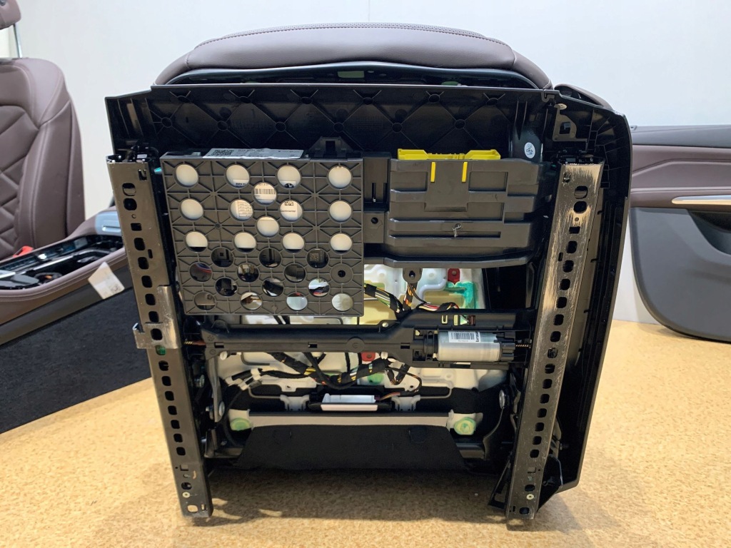 фото №13, Bmw x5 g05 g18 lci сидіння обшивки заднє сидіння комплект jak nowe!