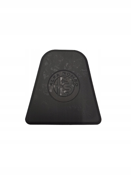 фото №1, Зачіп трикутник попереджувальний alfa romeo giulia