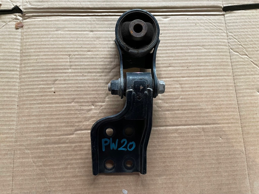 фото №1, Toyota yaris iii кронштейн подушка двигуна