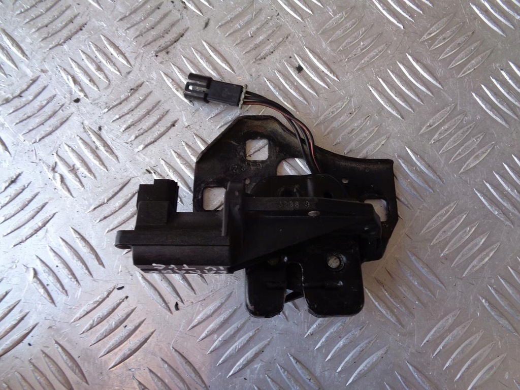 фото №1, Замок кришки задня багажника chevrolet camaro iv 92-