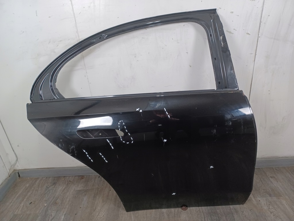 Купити Двері --- mercedes eklasa w214 214 sedan --- задні праве