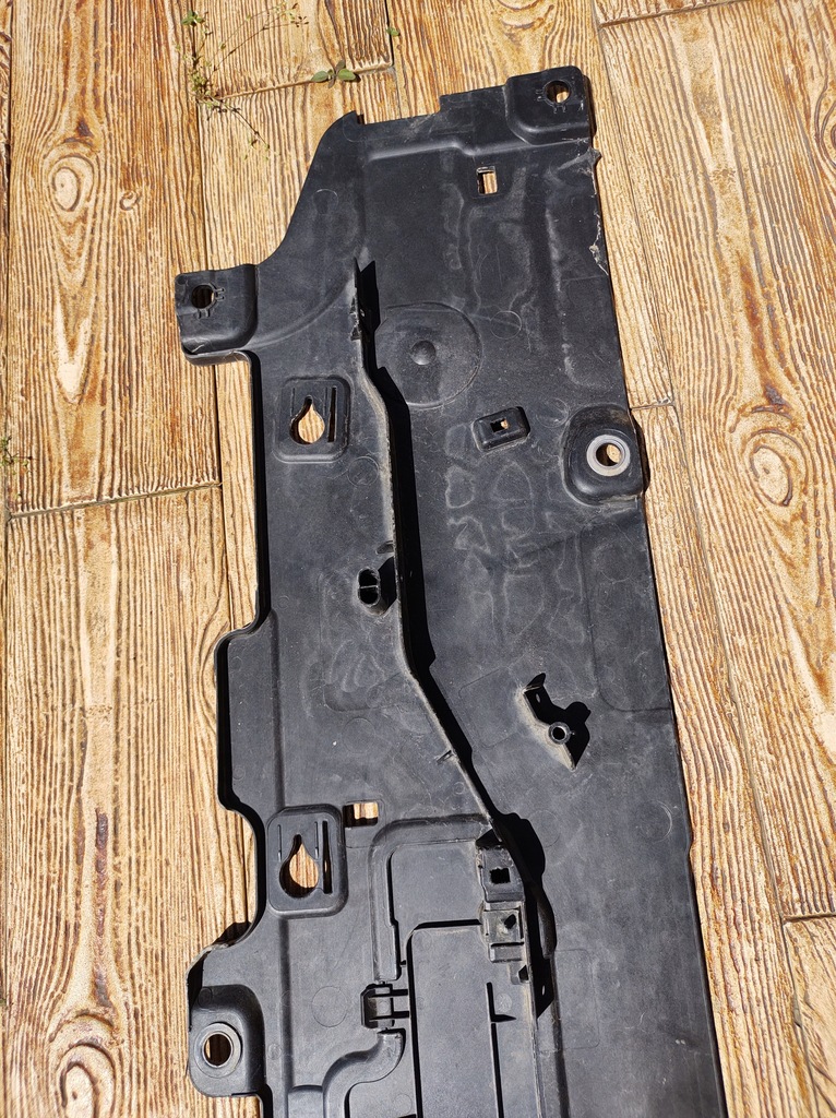 фото №10, Volvo v60 18r- защита подвеска левая