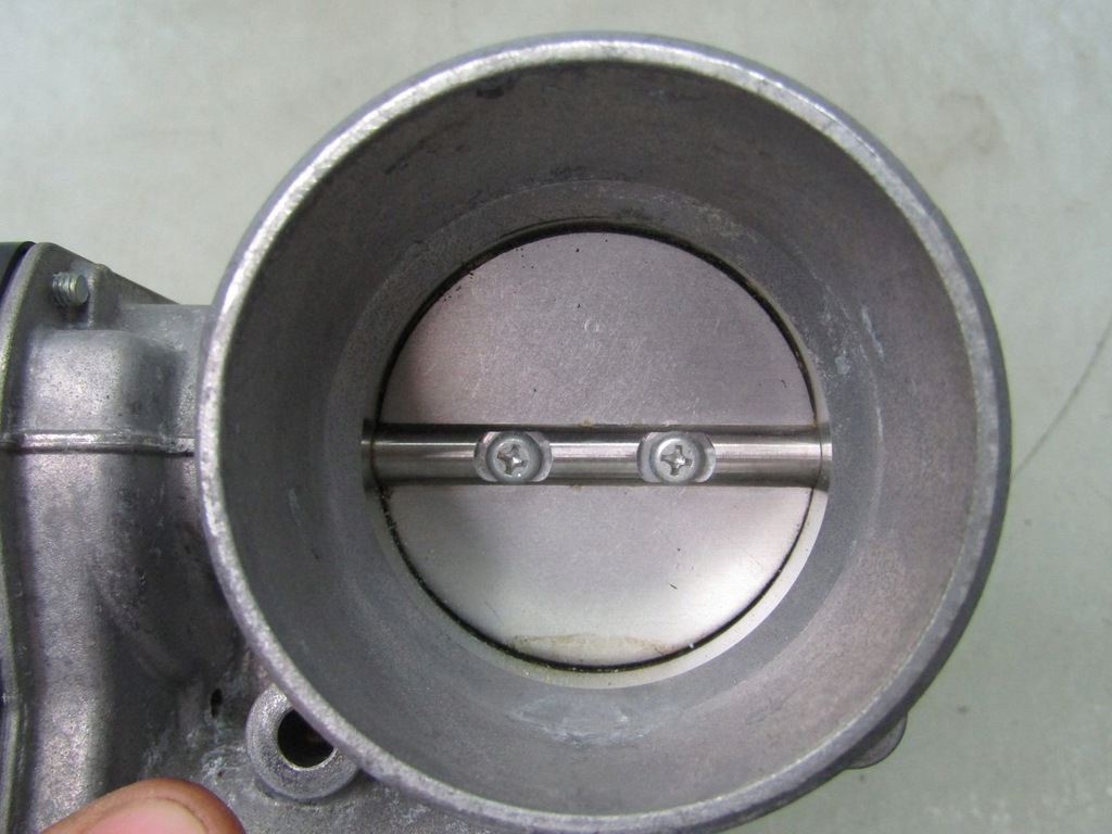 фото №7, Mazda 3 bp iv 2.0 21r дроссельная заслонка воздуха pe2713640