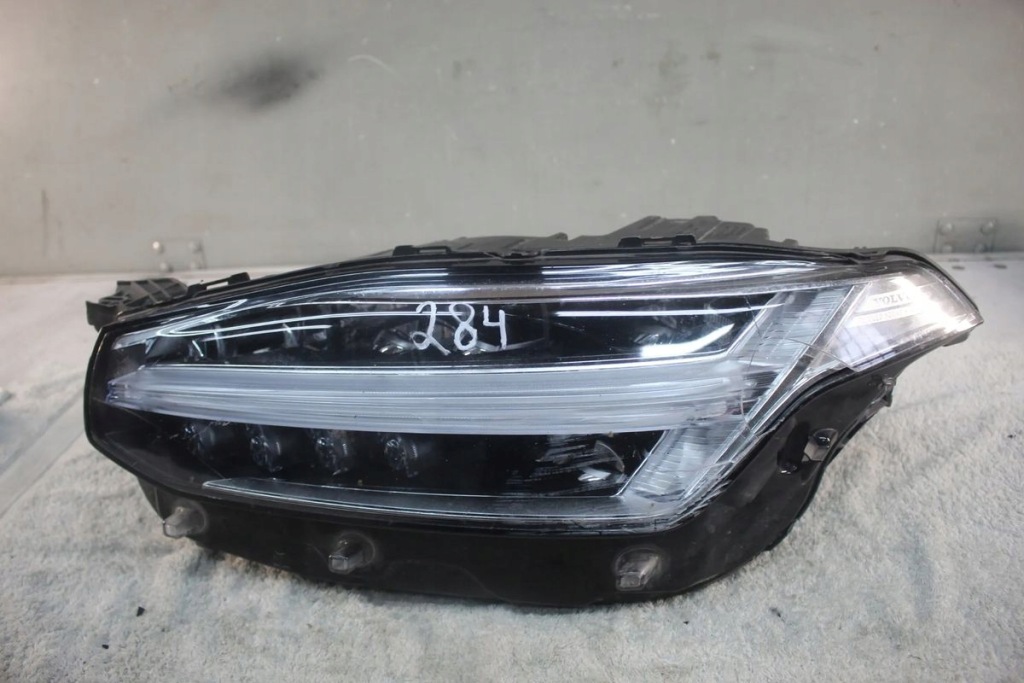 Купить Фара левая перед передняя volvo xc90 2 2 full led 32342482