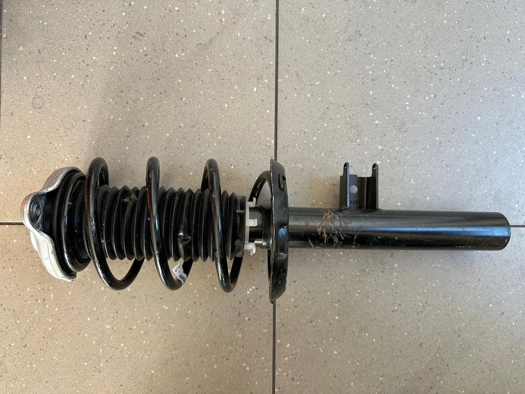 фото №1, Амортизатор правый перед mercedes glb h247 1.3b a2473206401