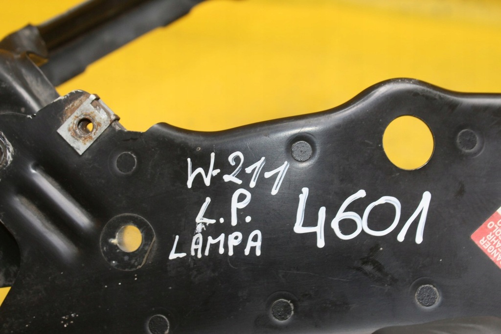 фото №7, Панель фари кронштейн лампи лівий перед mercedes w211