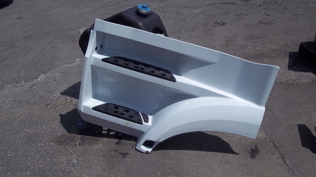 фото №1, Подножка левая mercedes actros mp4