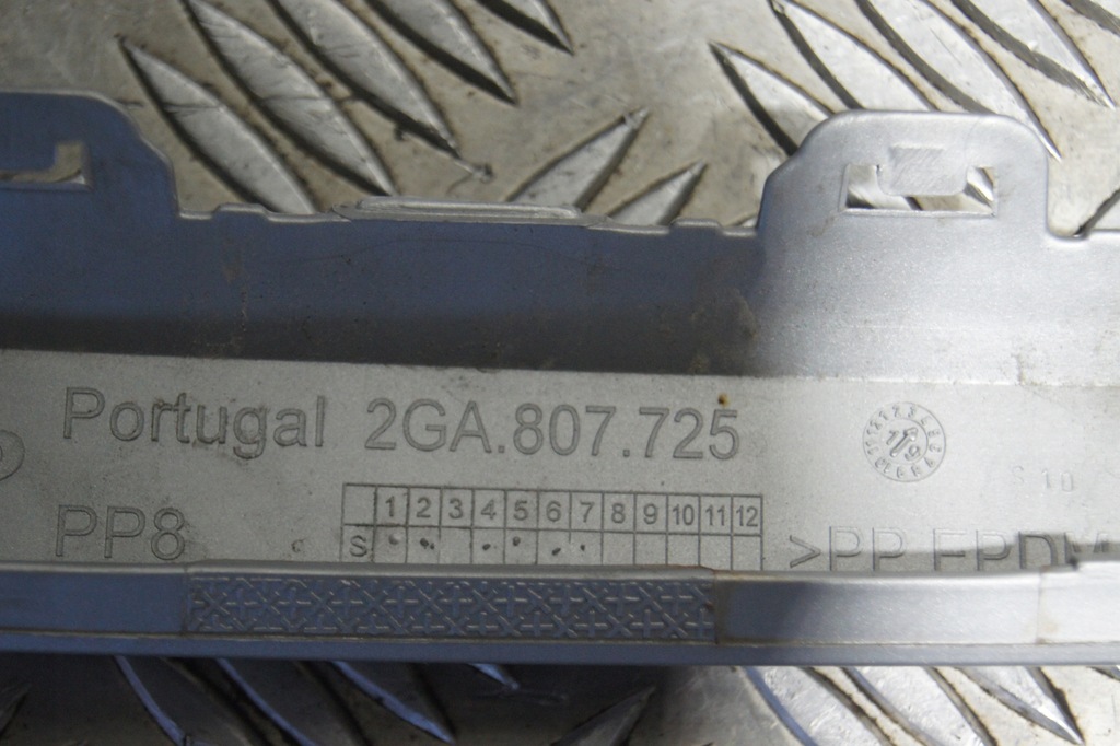 фото №10, Молдинг бампера перед vw t-roc 2ga807725