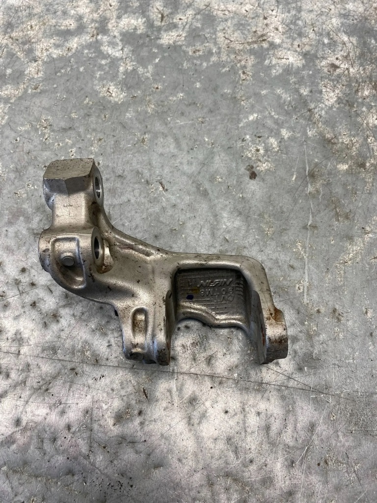 фото №1, Honda insight ii 1.3 гібрид кронштейн кронштейн двигуна cvt90tm8