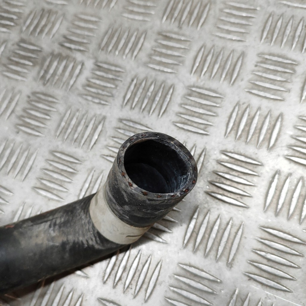 Lexus ux 2022 шланг / пабтрубок  радиатора с Разборки