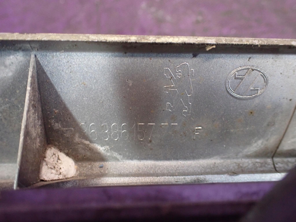 фото №8, Peugeot 307 kombi 05-09 lift накладка микровыключатель задний крышки 9638615777f ewpb