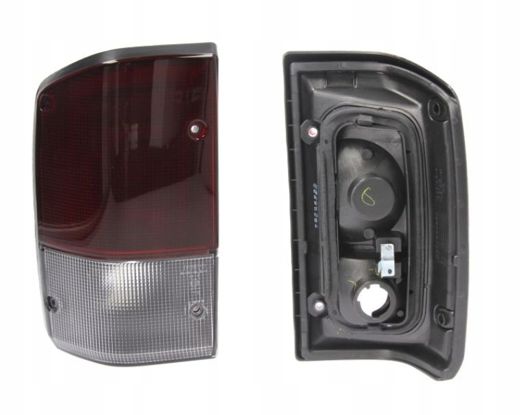 фото №1, Лампа задняя левая nissan patrol 260 y60 sw 93-