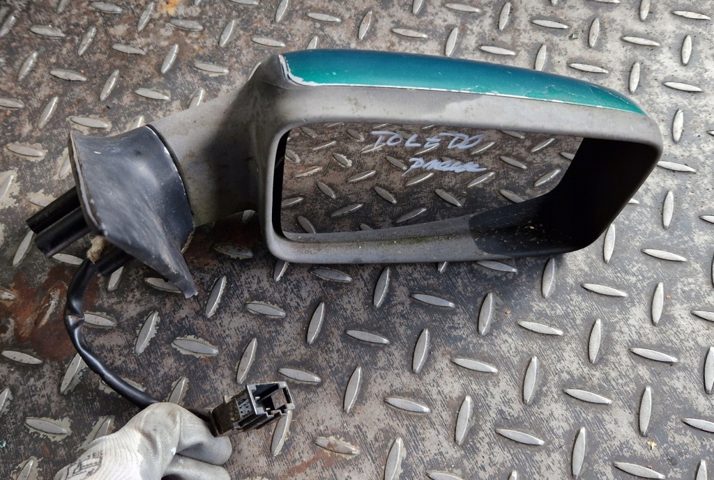 фото №1, Зеркало правое электрический seat toledo i