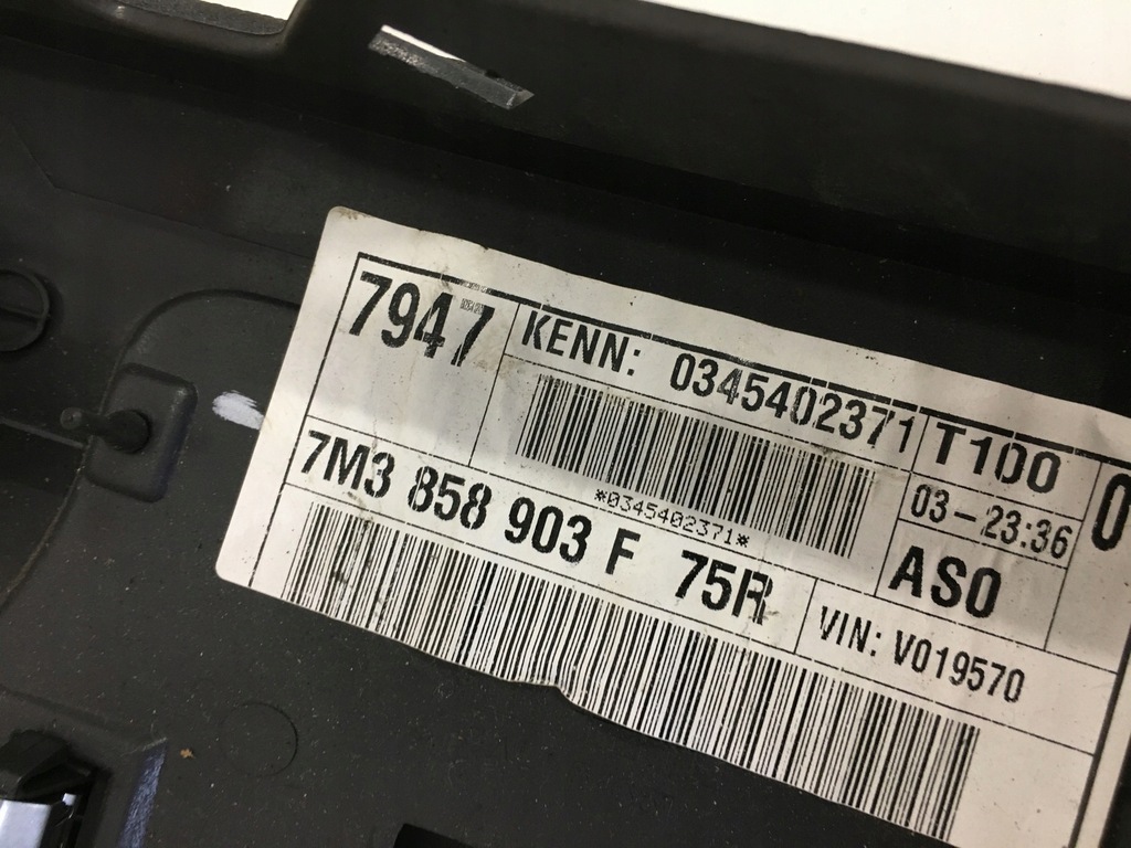 фото №13, Заглушка панели 7m3857917c vw sharan 1,9 tdi