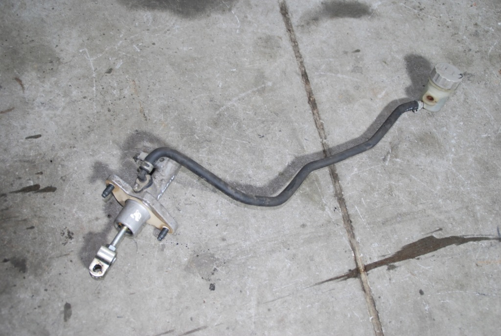 фото №1, Honda civic 9 цилиндр сцепления помпа 1.6d