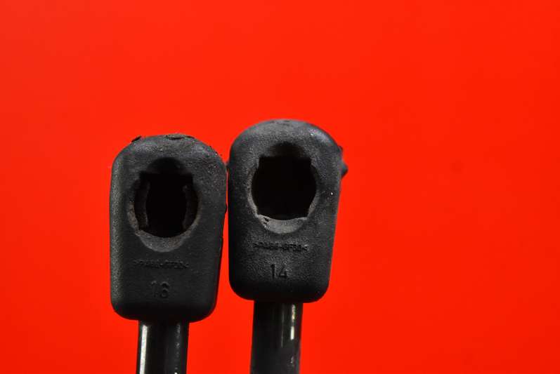 фото №7, Привод амортизаторы крышки 81771-2c010 hyundai coupe 2 ii 01-05