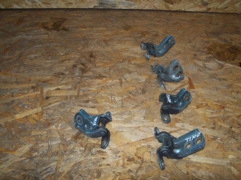 фото №3, Nissan almera tino 2,2 di 05 r петля капот