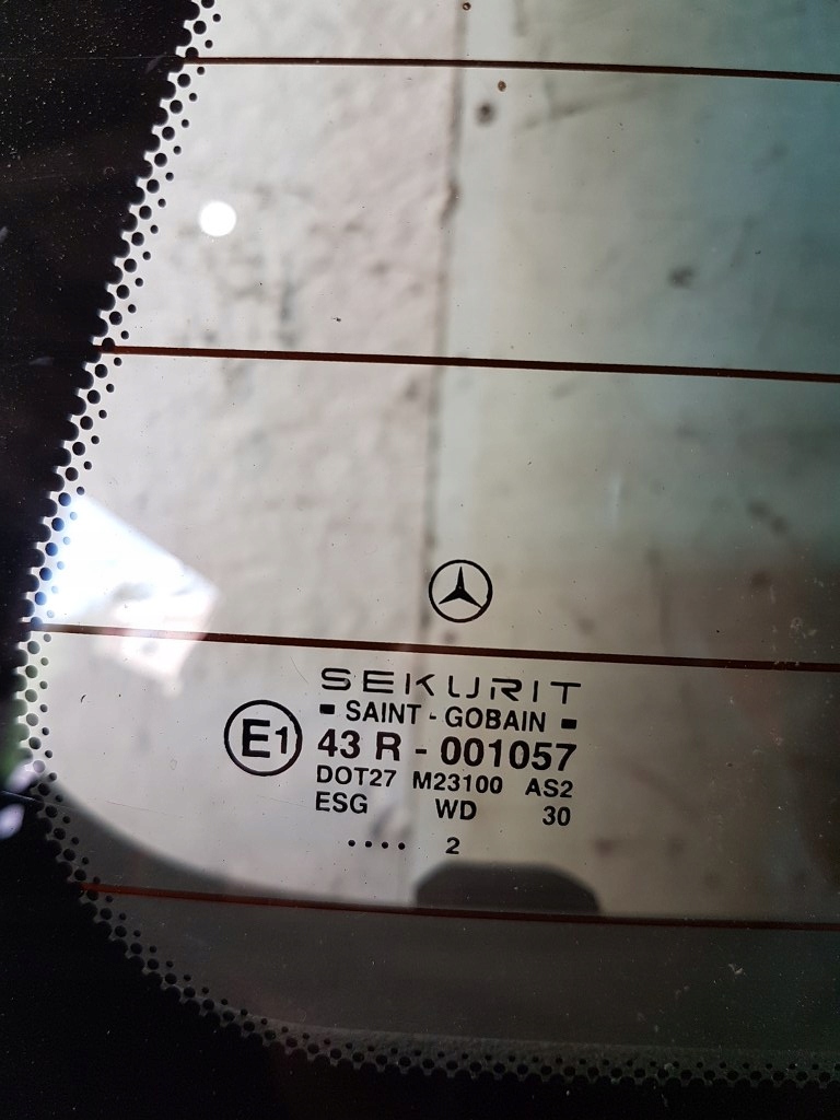 Кришка багажника задня скло багажника mercedes w168 рестайлінг Доставка