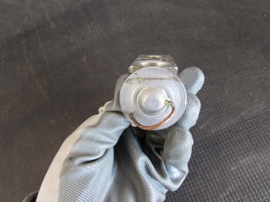 фото №7, Клапан расширительный opel zafira b 05-14r 7011211