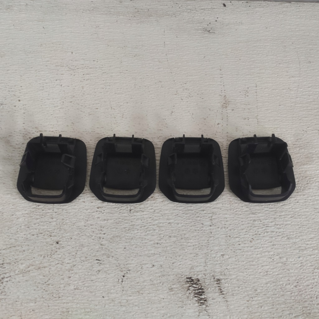 фото №2, Bmw f20 f30 2012 заглушка isofix