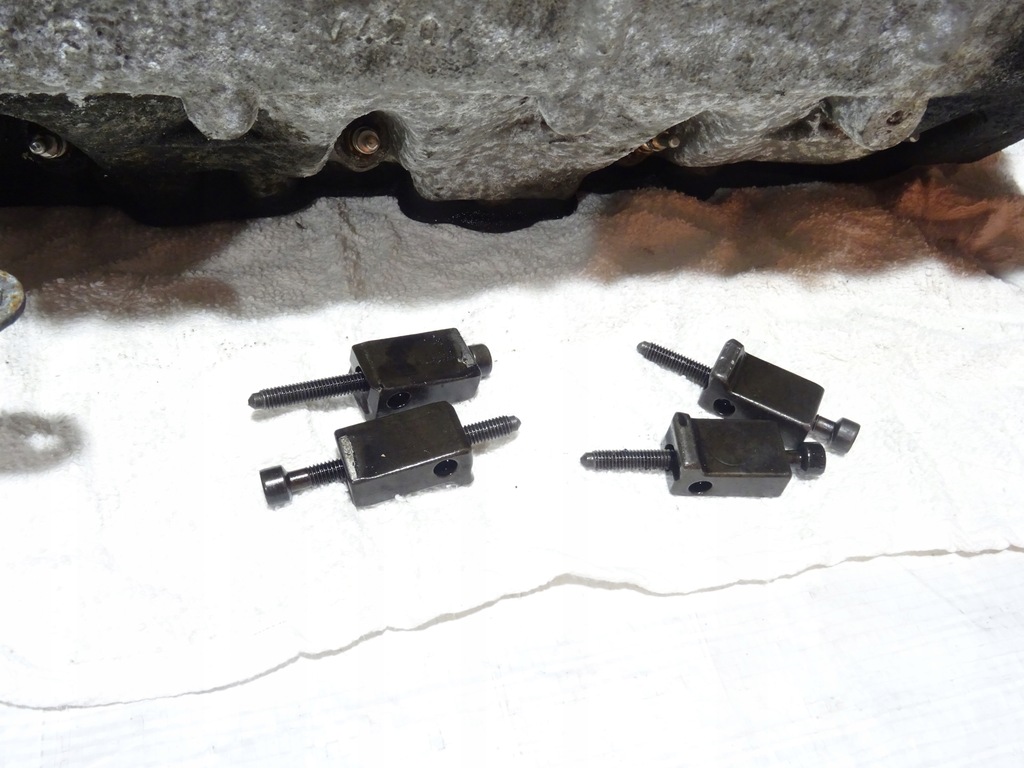 фото №8, Головка vw golf v 5 kombi jetta v 1.9 tdi bls 038103373r