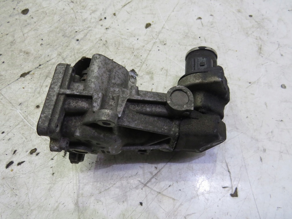 фото №1, Клапан egr vw passat b7 2.0 tdi