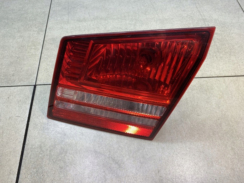 фото №1, Лампа правый задняя w крышка journey i 04806368ab