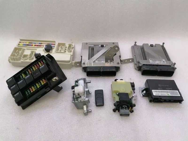 Купить Aston martin vantage v12 двигатель ecu ed23-12a650aa управление unit