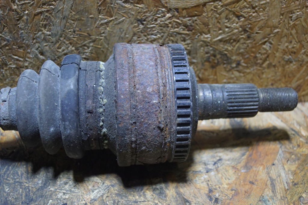 Купить Приводной вал задний porsche boxster 986 98633202450