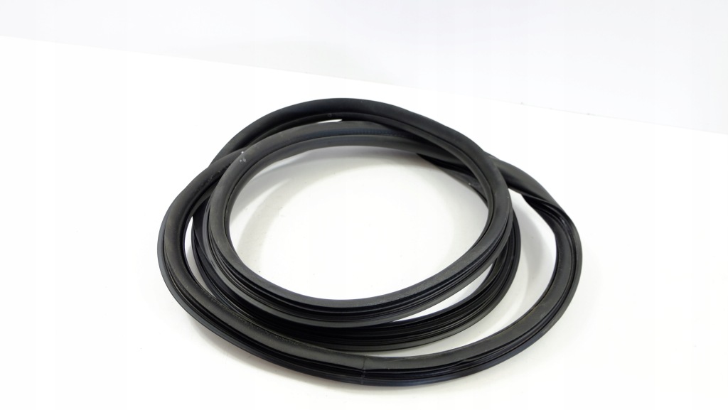 фото №4, Citroen c3 ii прокладка кузовная дверь правый перед