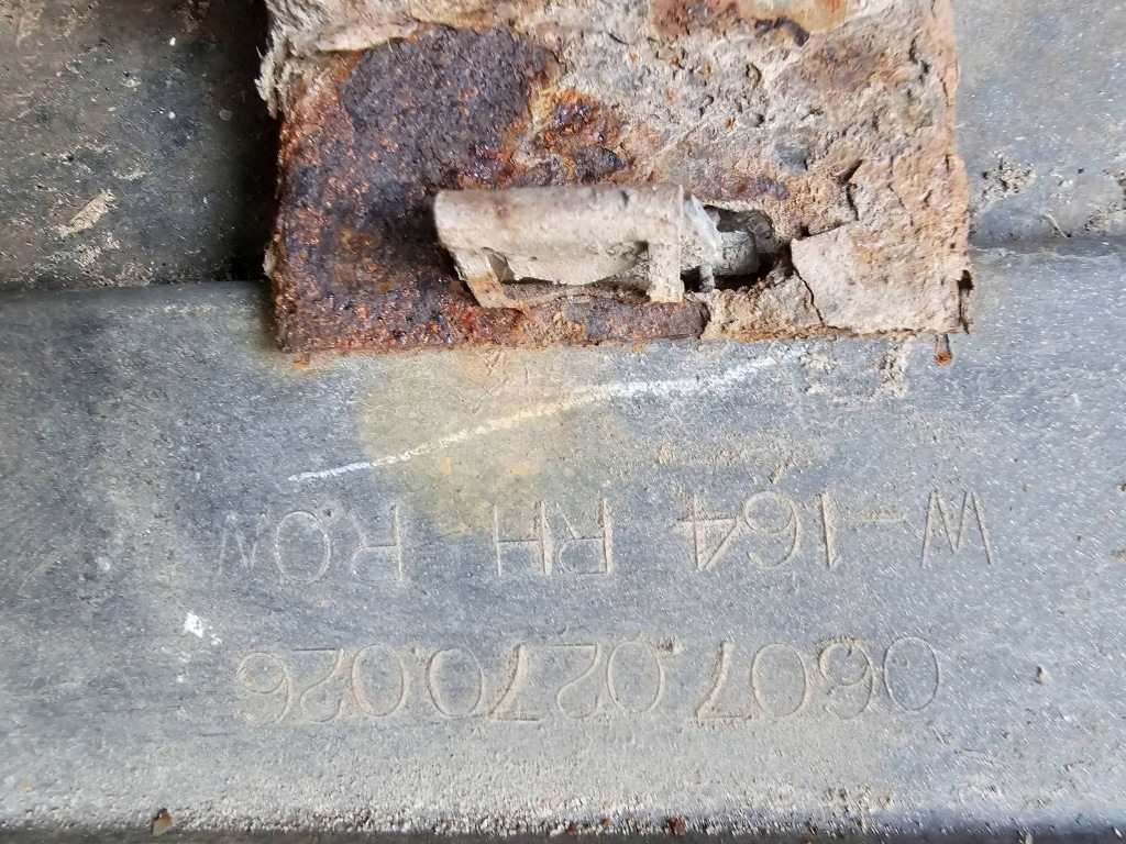 2006 mercedes-benz ml w164 порог 93004d7090 Недорого