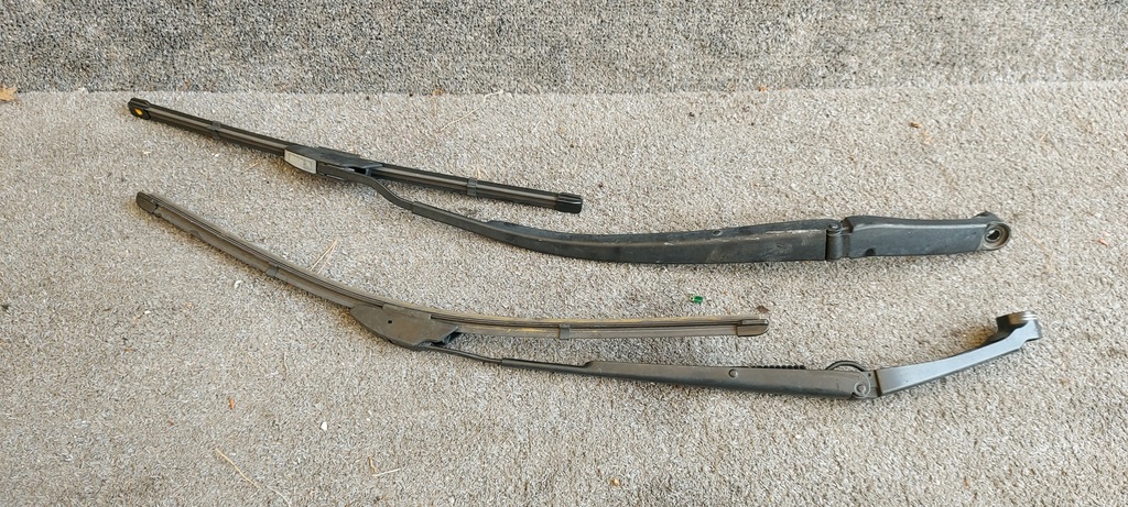 фото №1, Lexus is iii xe30 важіль двірники