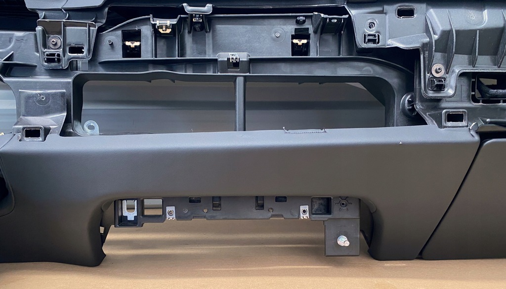 фото №7, Bmw 7 g70 приборная панель приборная приборная панель консоль czarna кожа veganza