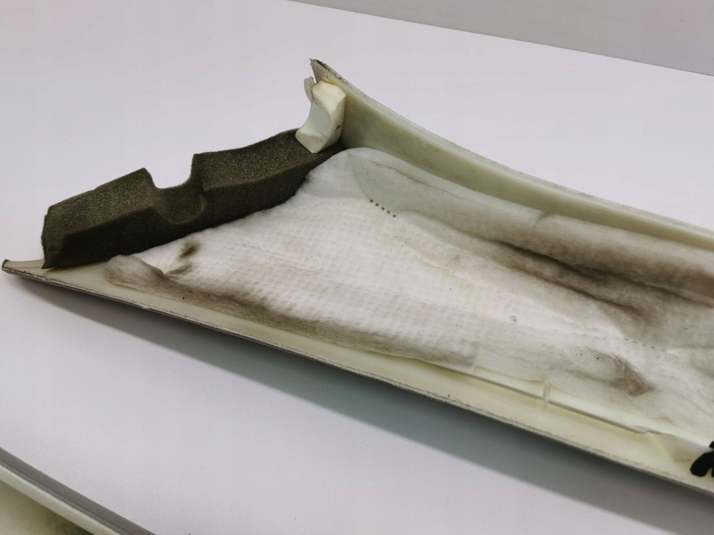 Mercedes-benz ml w164 2006 захист стійка a a1646900425 Доставка