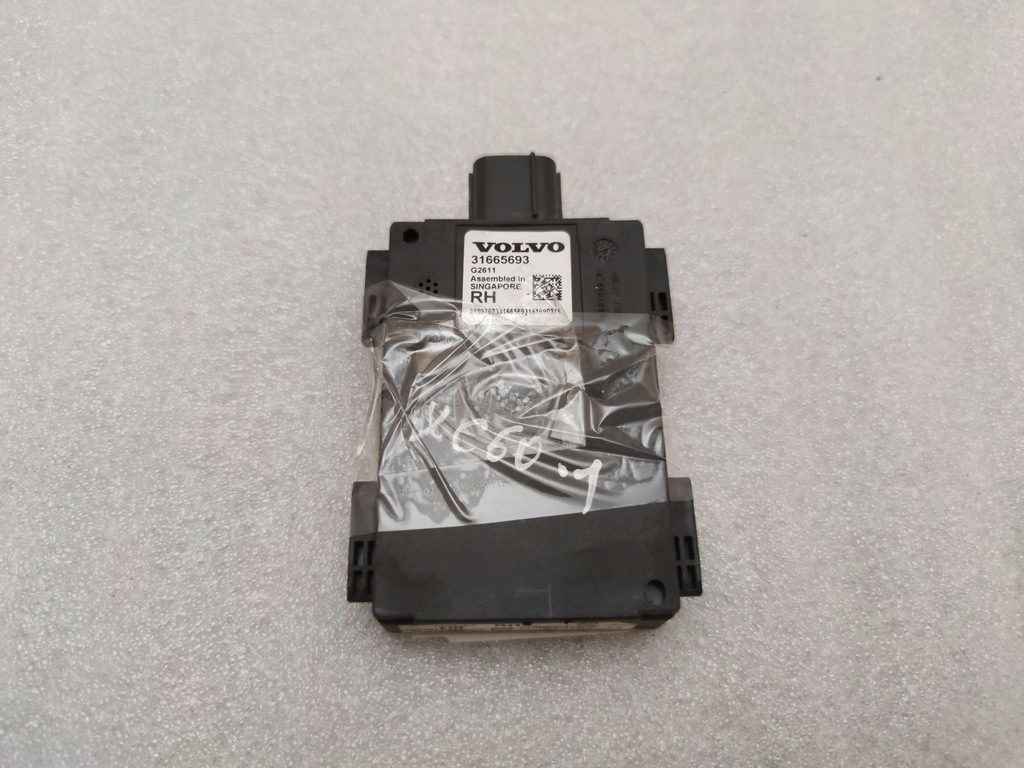 фото №1, Volvo xc60 модуль мертвого pola