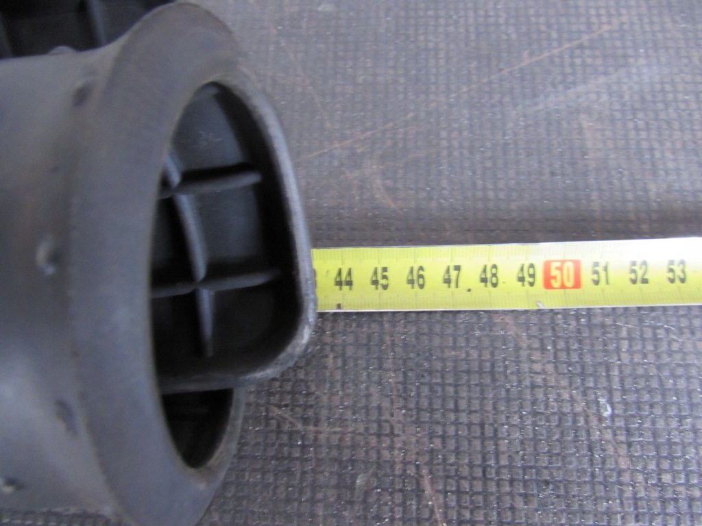 Коврик левое  задняя peugeot 5008 1 09-13 r. Цена