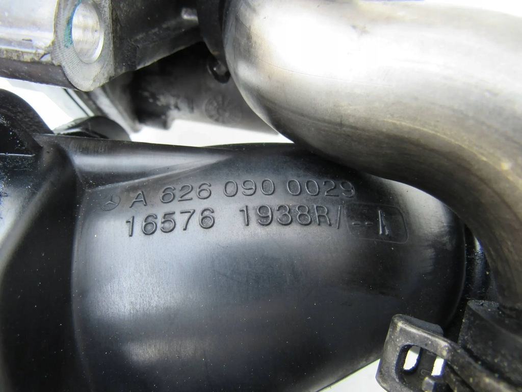 фото №8, Mercedes c w205 205 радіатор вихлопних газів egr клапан egr труба a6260900029