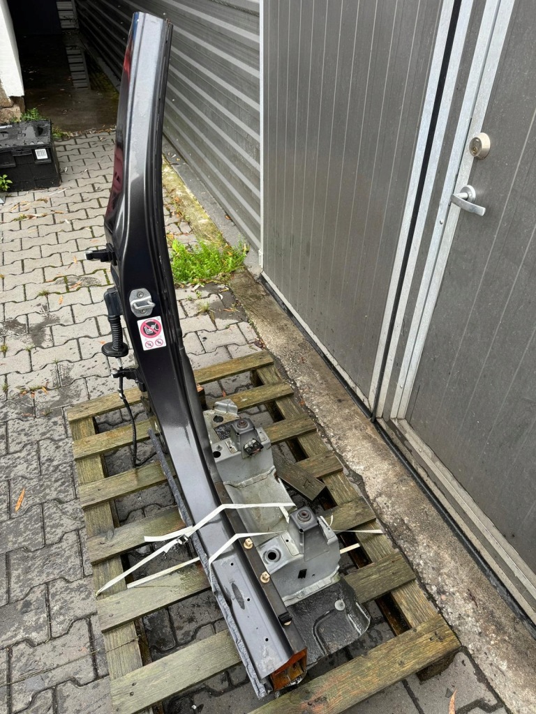 фото №1, Bmw x3 g01 блок двигателя b порог обшивка bok правый правая сторона