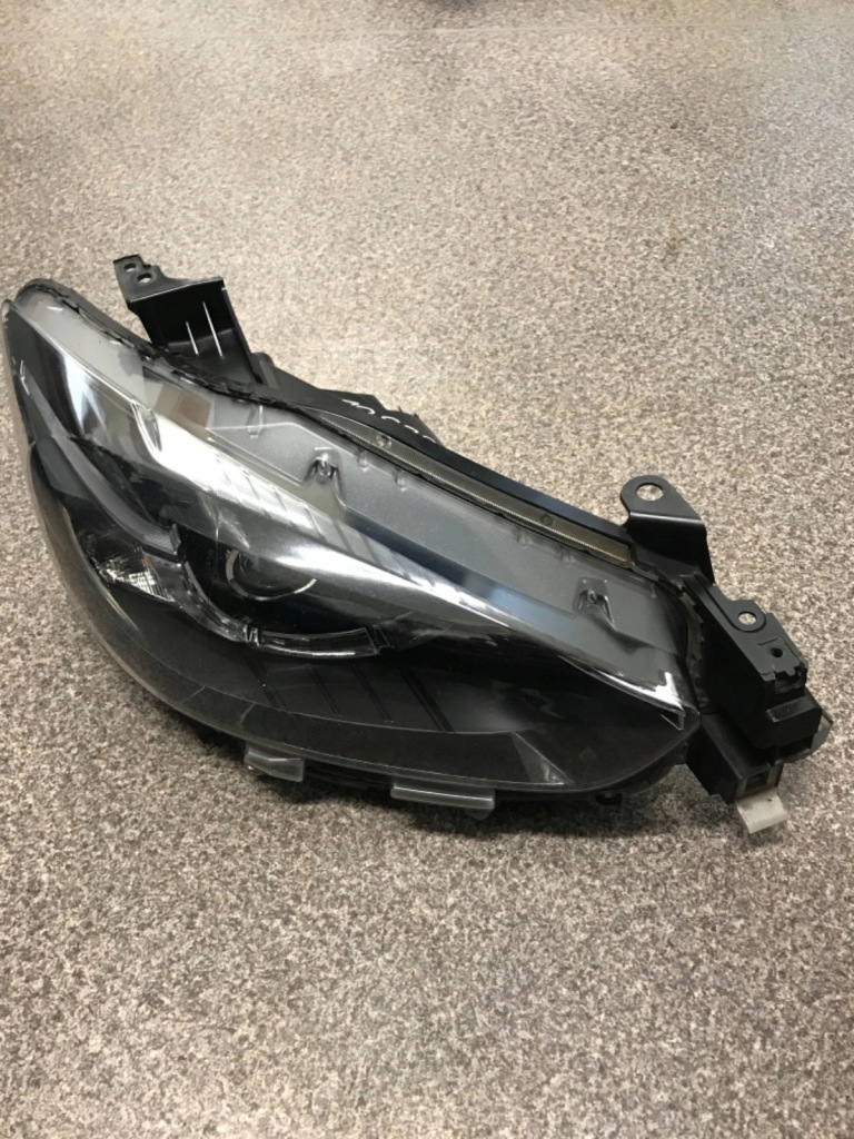 Купити Фара правий перед mazda cx-5 full led рестайлінг  2014-