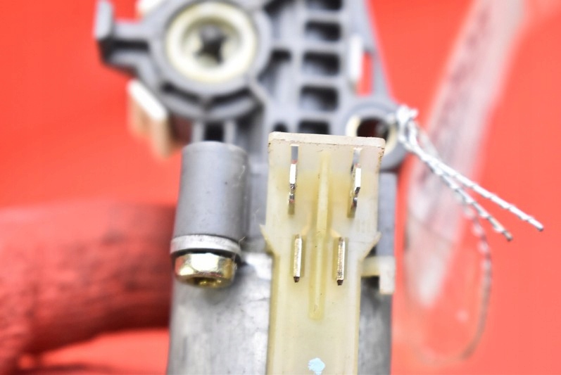 Купити Моторчик висування елемент podudzia сидіння пасажира 0390201971 bmw e65