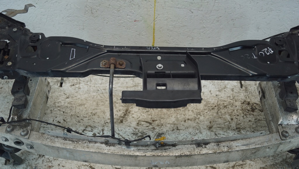 фото №5, Pas передний усилитель mercedes e w212