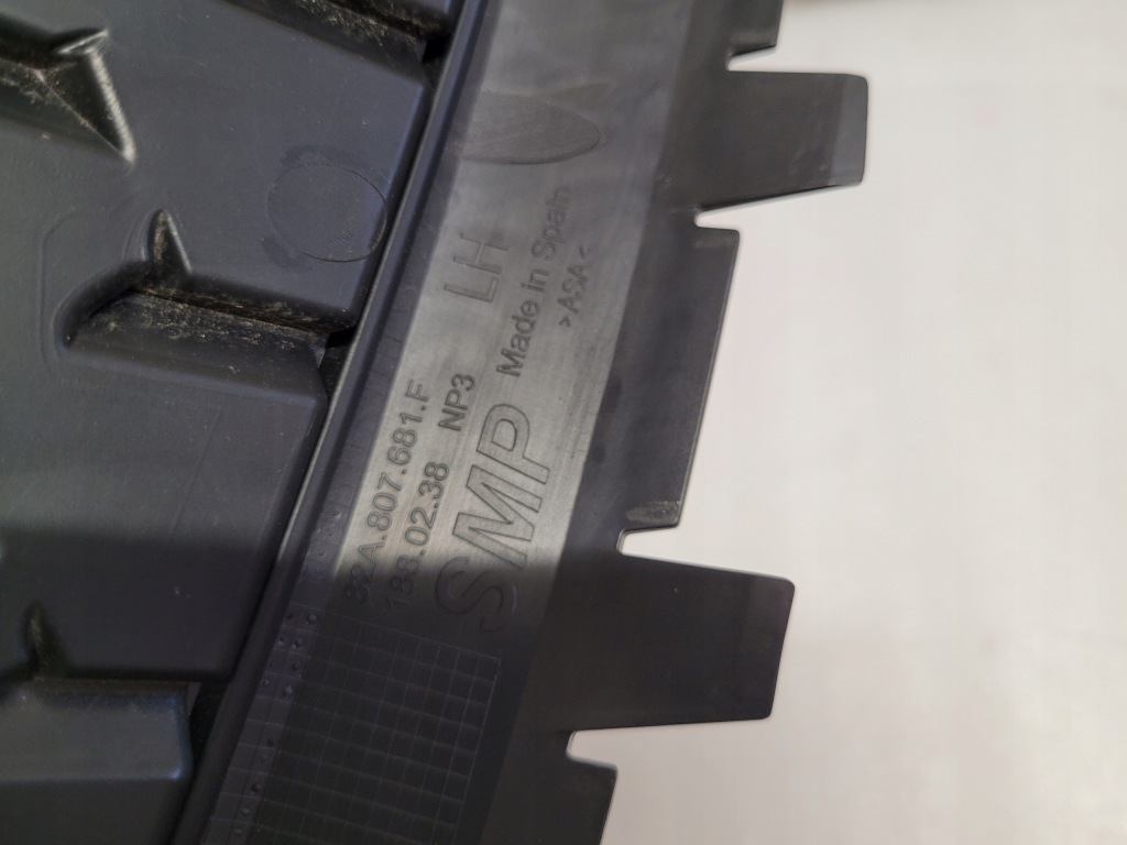 фото №6, Audi a1 82a решётка w бампер левая заглушка решётка радиатора бампера 82a807681f oem